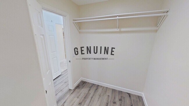 Building Photo - 1224 W Balboa Blvd