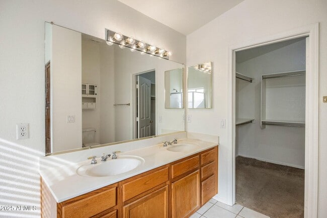 Building Photo - AVAILABLE NOW IN GREAT AVONDALE LOCATION!!!