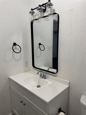 Building Photo - 2342 Westwood Dr