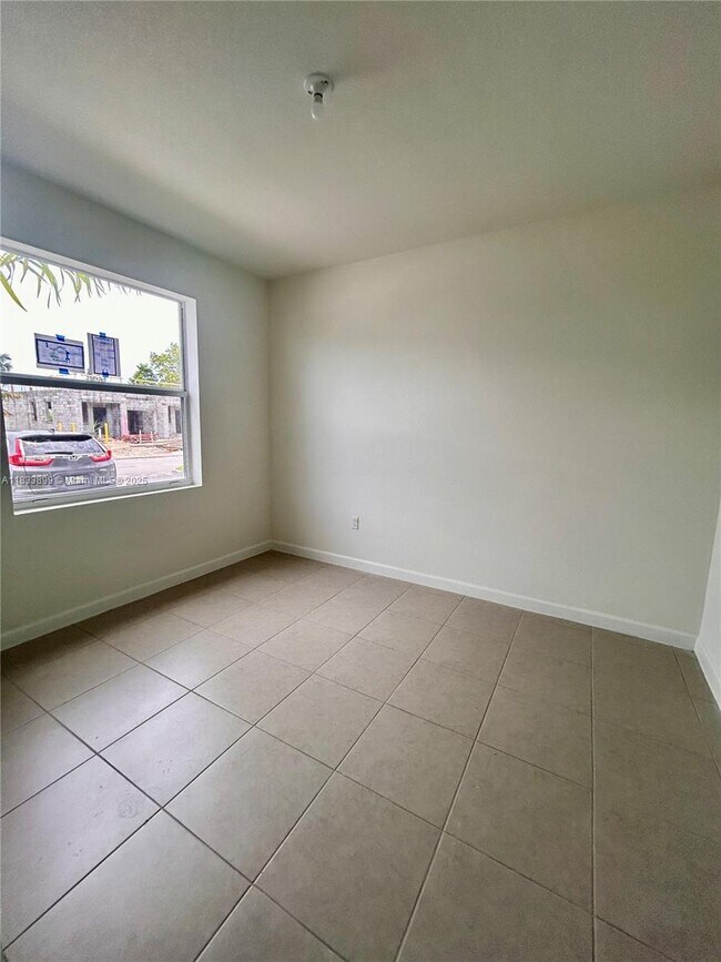 Building Photo - 35774 SW 178th Ct