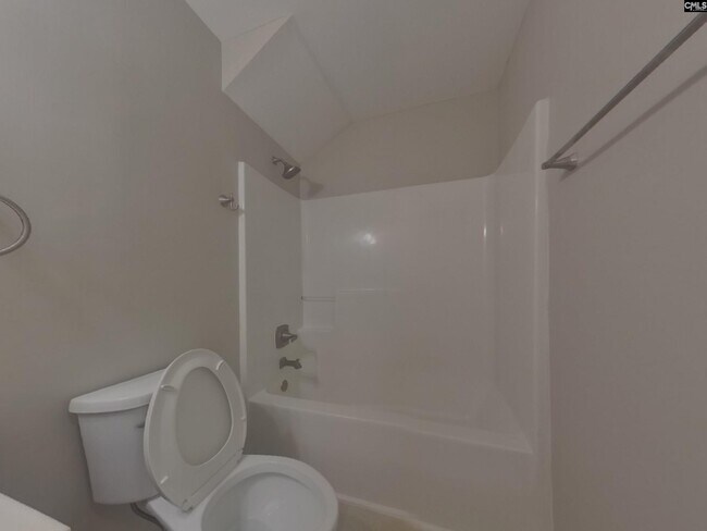 Building Photo - 621 Staffwood Dr