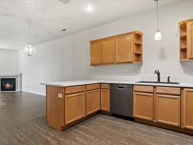 Building Photo - 9604 Mia Ln