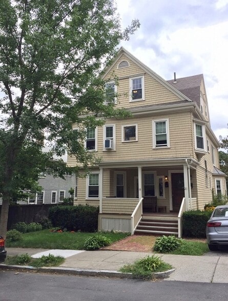 Primary Photo - 18 Oakland St