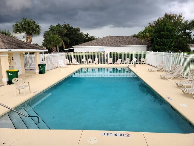 Building Photo - Brookshire at Heritage Oaks, Two-Story Pool Home with pond view!