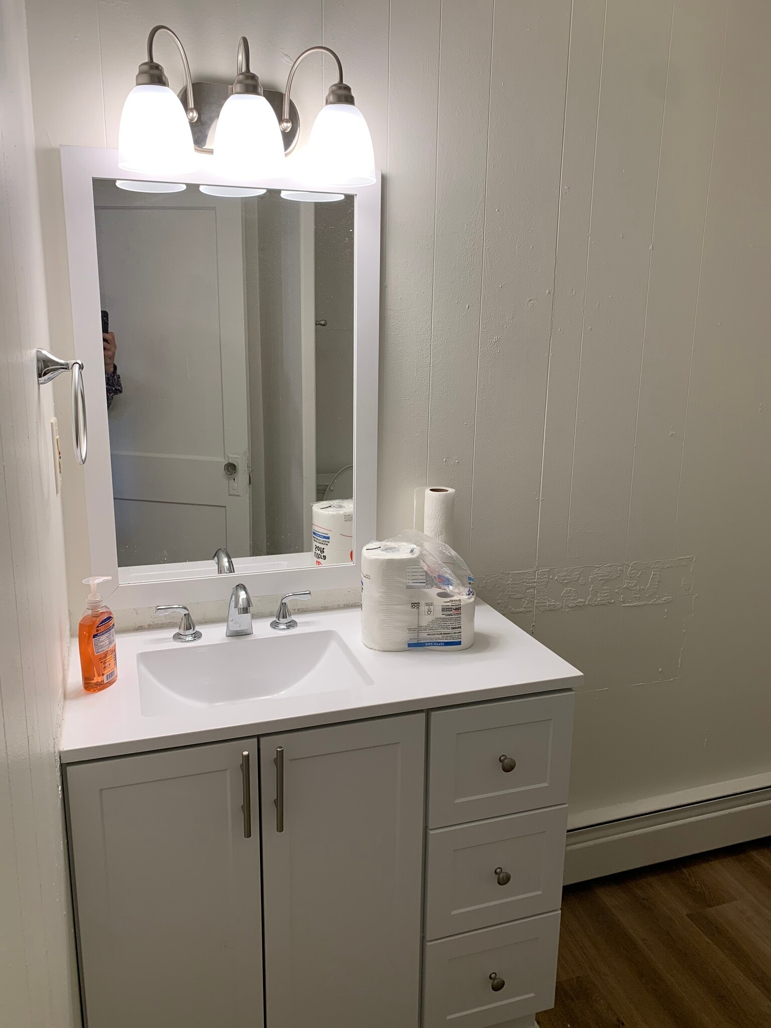 Bathroom Vanity - 9121 Sheffield Ave
