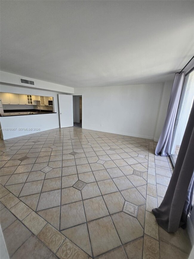 Building Photo - 13499 Biscayne Blvd