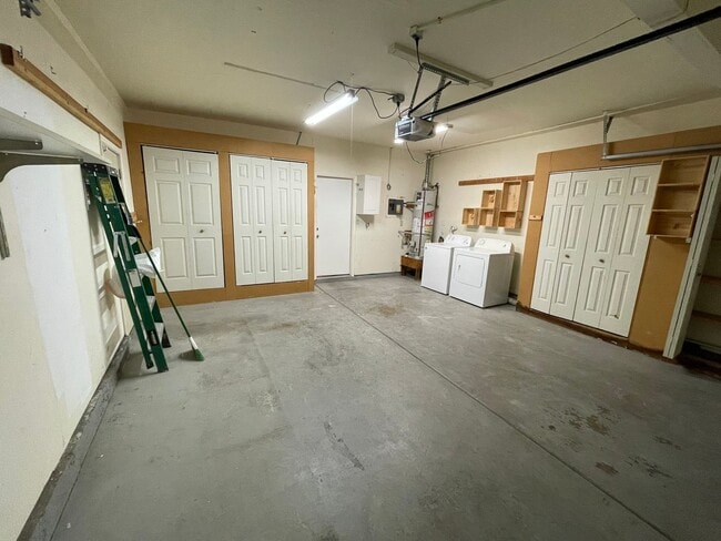 Building Photo - $3990 / GORGEOUS 4 BEDROOM SINGLE STORY HOME IN CABRILLO AREA OF NORTH FREMONT