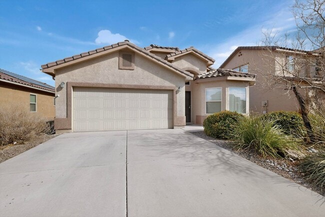 Building Photo - Montano Unser NW 3/4 bedroom 2/bath 2/Car garage