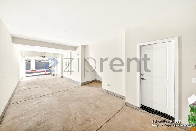 Building Photo - 9515 Hannah Wy