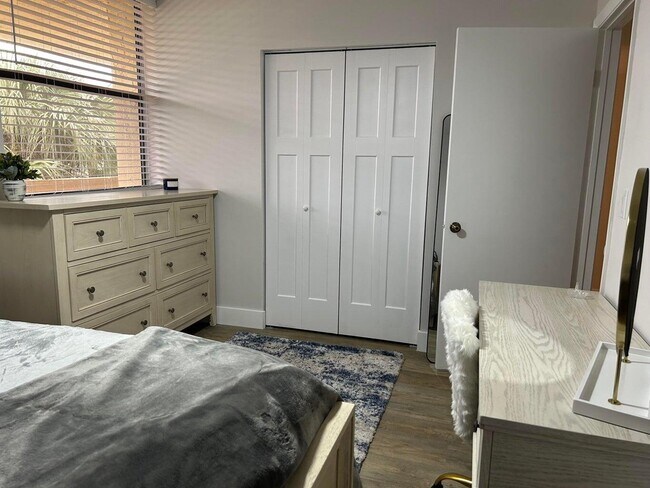 Building Photo - 1850 Homewood Blvd