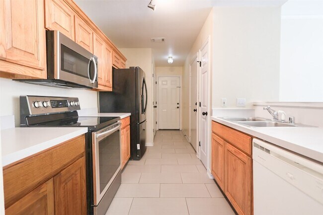 Building Photo - 5223 Jordan Ridge Dr