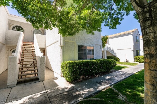 Building Photo - 1800 S Edmond St