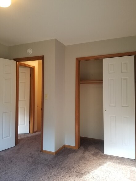 Building Photo - 78 Lower Newtown Rd