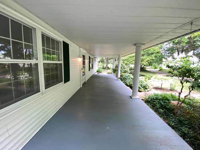 Building Photo - Coming Soon!!! Beautiful, Picture Perfect ...