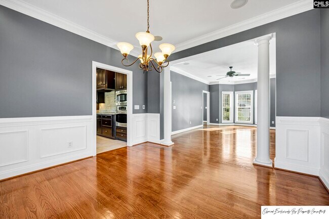 Building Photo - 120 Pinehurst Ct