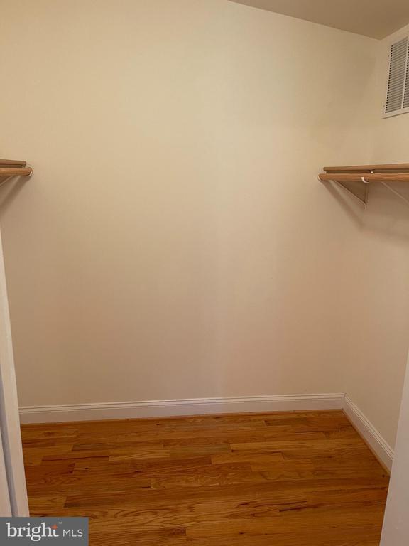 Building Photo - 118 Quaint Acres Dr