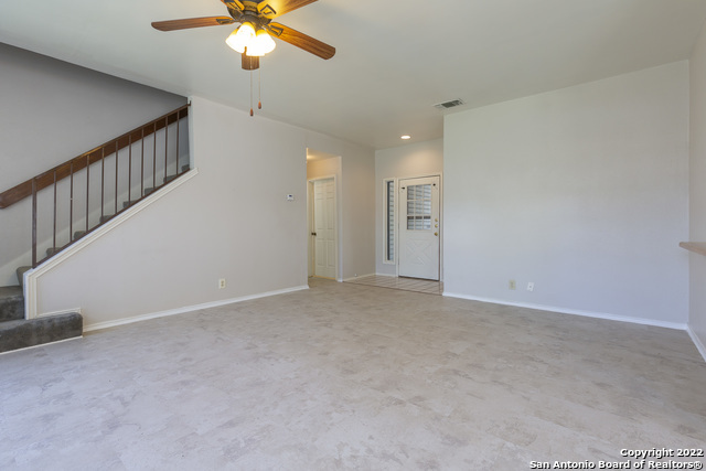 Building Photo - 13011 Feather Ridge Dr