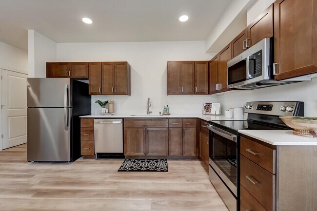 Interior Photo - Anderson Court