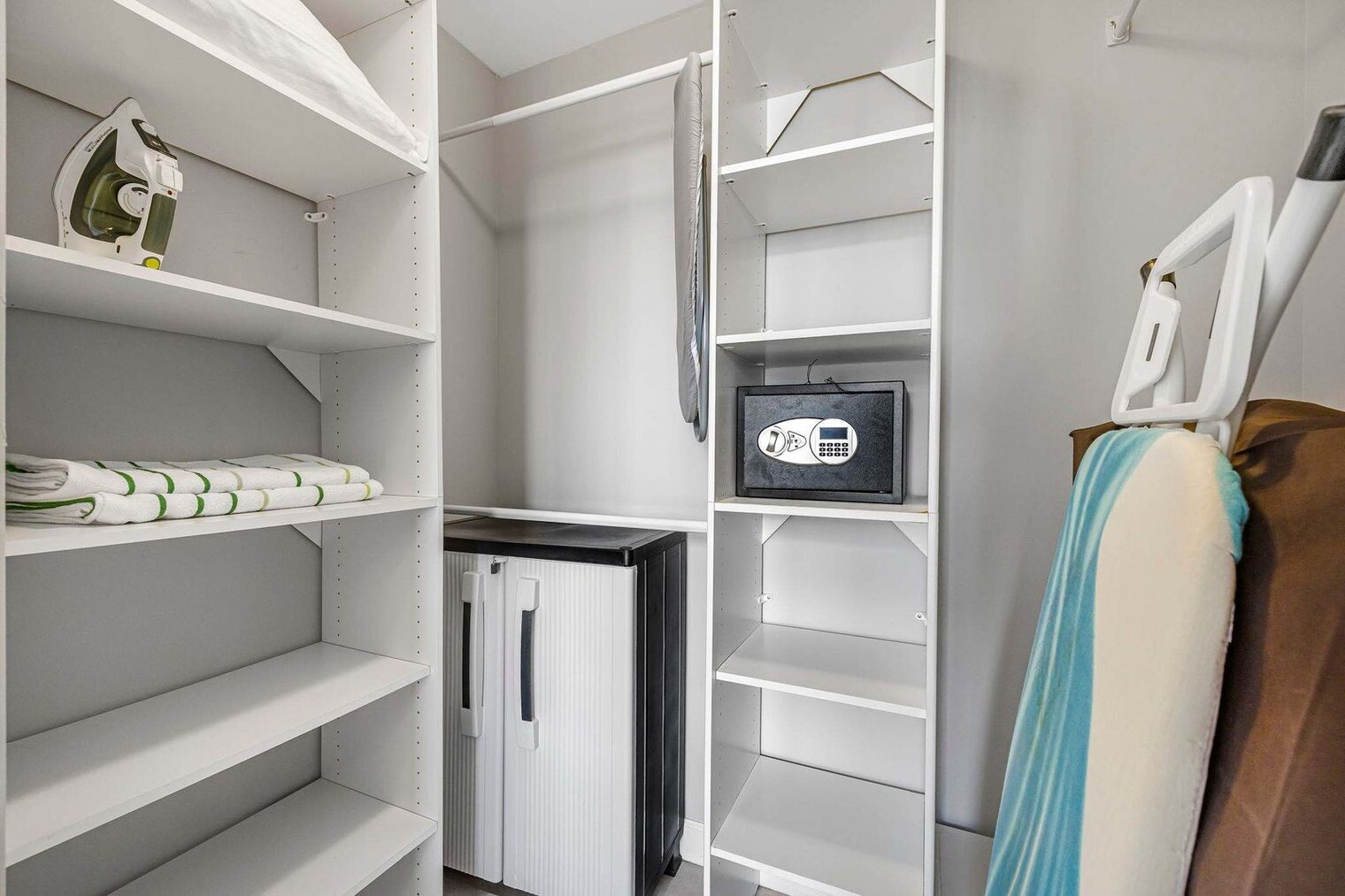 Building Photo - 5350 NW 84th Ave