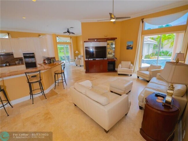 Building Photo - 20107 Ocean Key Dr
