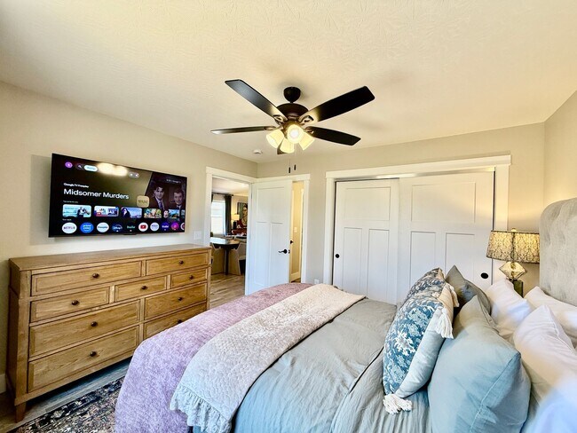 Building Photo - New Construction Home In West Chester, OH 5 BR