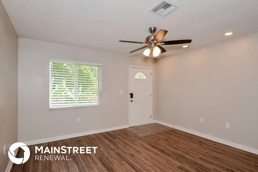Building Photo - 687 Albritton Ave