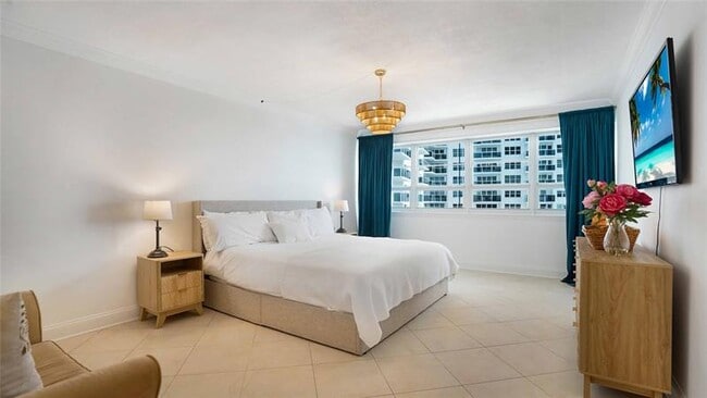 Building Photo - 3430 Galt Ocean Dr
