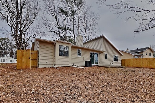 Building Photo - 2760 Blarney Way NW