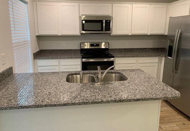 Building Photo - Modern 3BR Townhome Near Lake Murray with Easy Access to Downtown & I-20