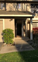 Building Photo - 4732 E Alamos Ave