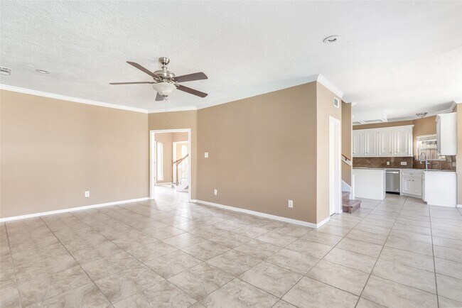 Building Photo - 16222 Rutley Cir