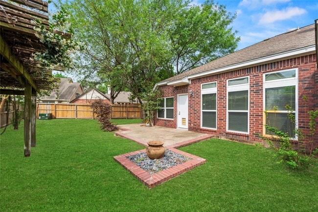 Building Photo - 11619 Cedarvale Ln