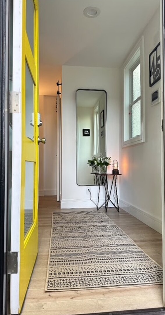 Building Photo - Bernal Heights: Fully Renovated Bi-Level F...