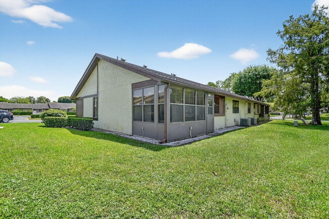 Building Photo - 270 Beaver Dam Ct