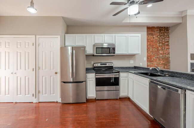 Building Photo - 408 Rhode Island Ave NW