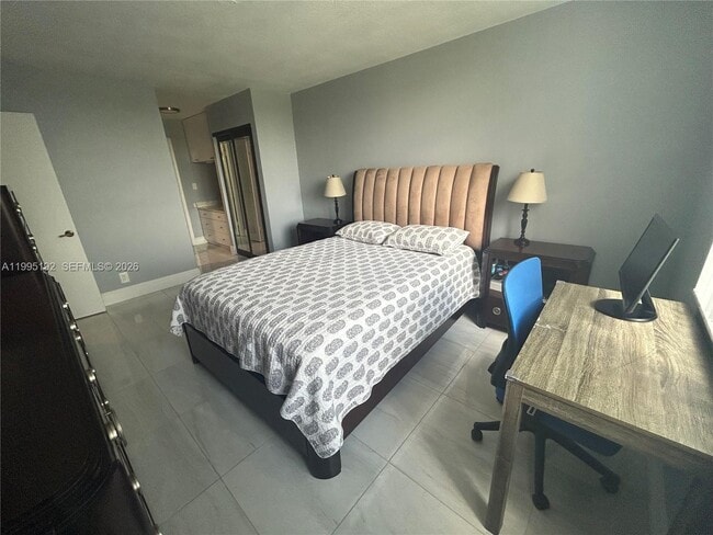 Building Photo - 8900 Washington St