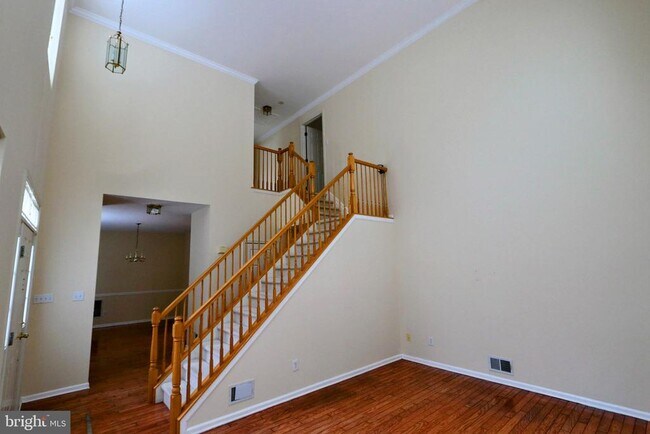 Building Photo - 34 Windsor Pond Rd