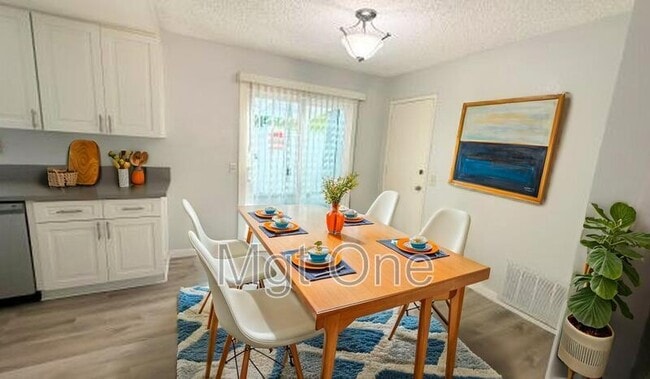 Building Photo - 4295 Gird Ave