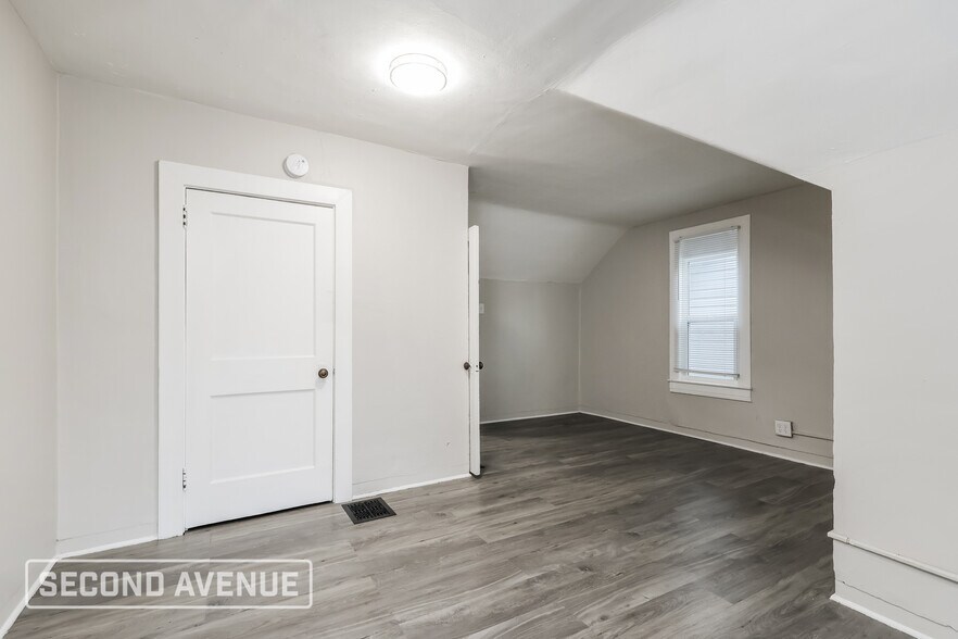 Building Photo - 103 Saunders Ct