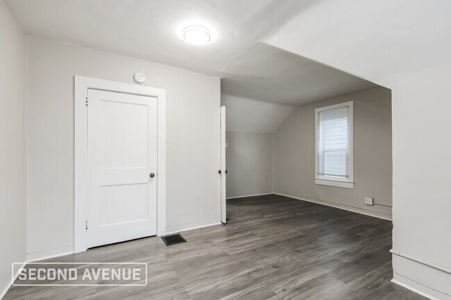 Building Photo - 103 Saunders Ct