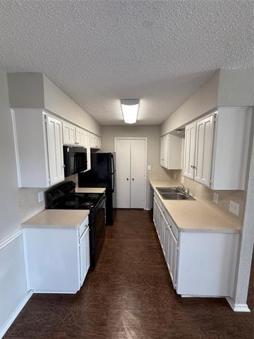 Building Photo - 5908 Holiday Ln