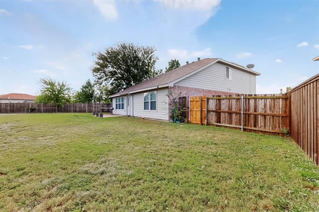 Building Photo - 2800 Briargrove Ln