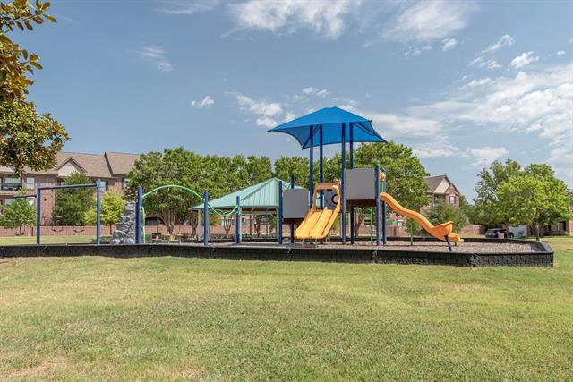 Building Photo - 12667 Vandelia St