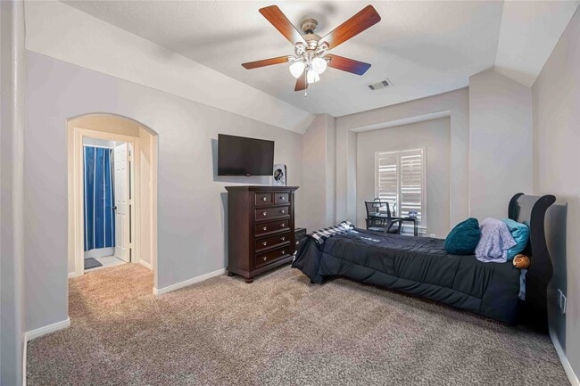 Building Photo - 1402 Chaparral Crossing