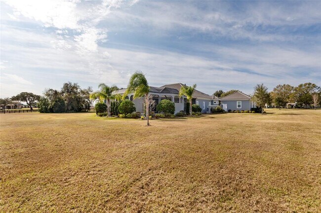 Building Photo - 10605 Midview Terrace