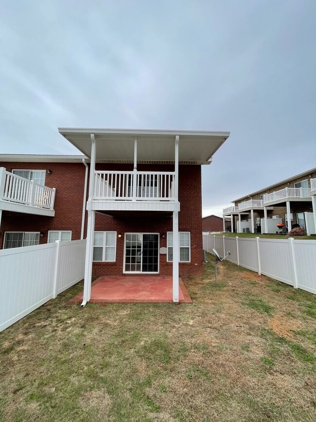 Building Photo - Eagle Landing Subdivision -