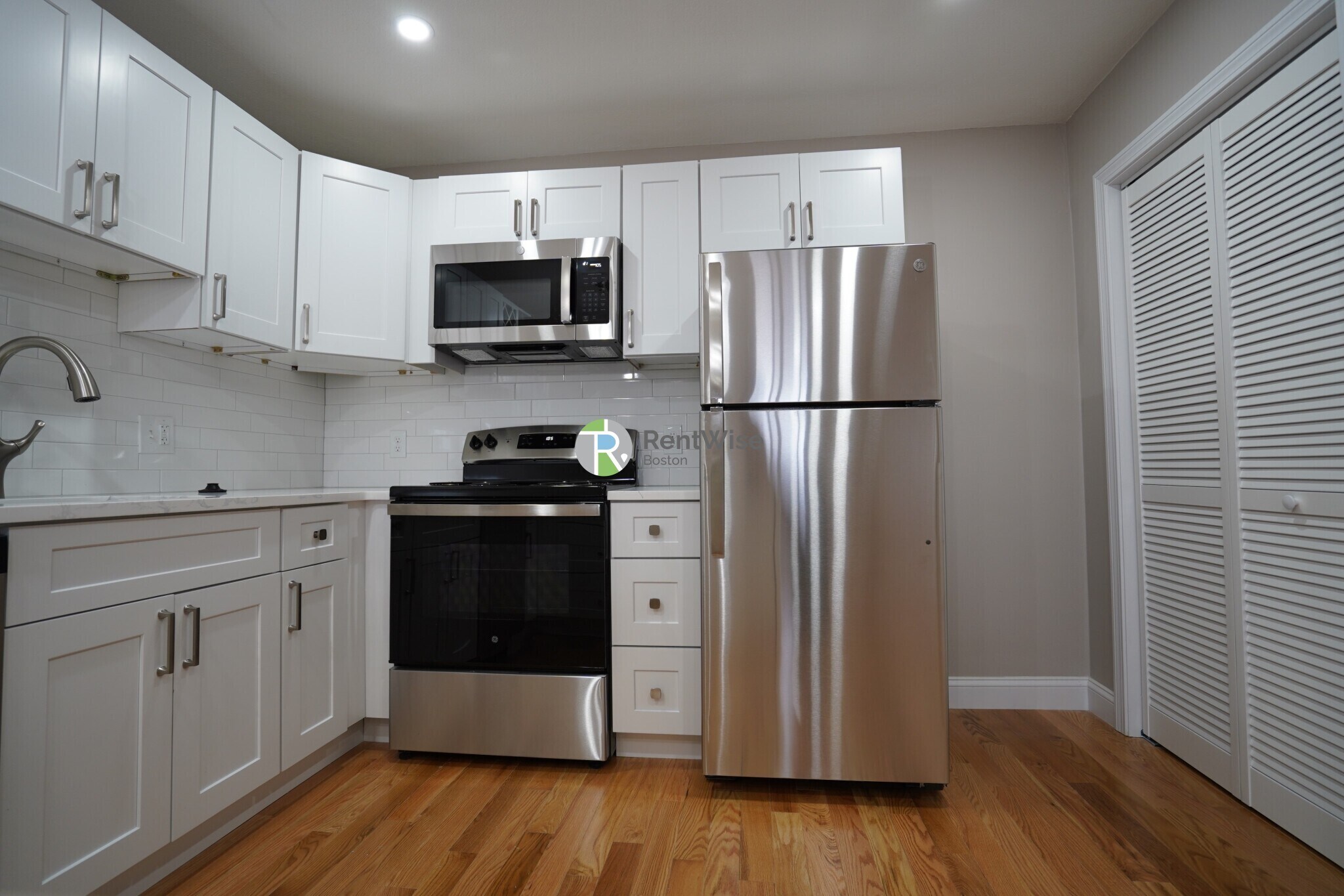 Building Photo - 1198 Commonwealth Ave