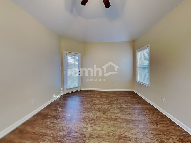 Building Photo - 2713 Bending Elm Dr