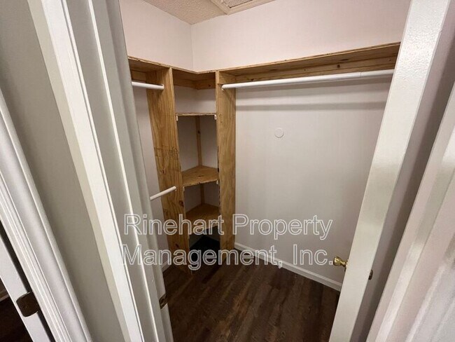Building Photo - 1149 Wesley Wood Dr