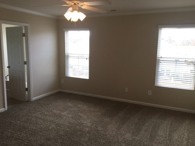 Building Photo - 8018 McKee Dr